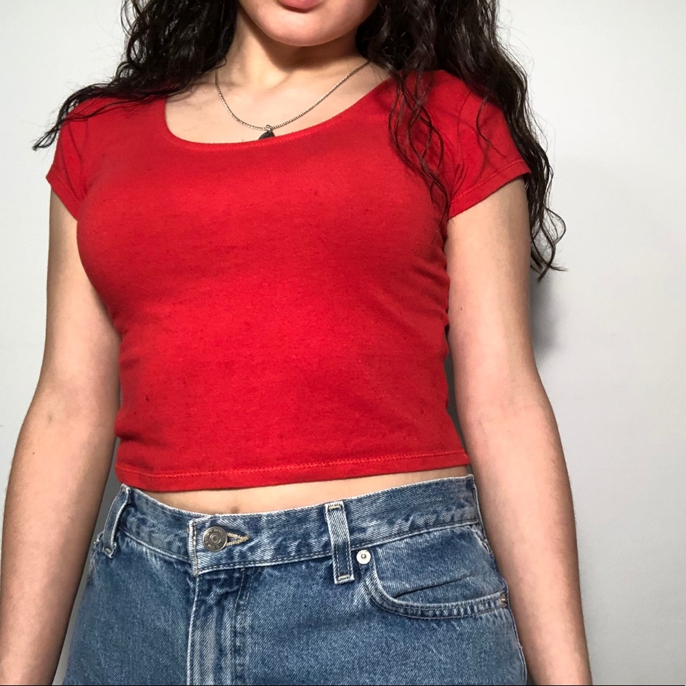 ❤️🌹Superrr Cute RED Crop top